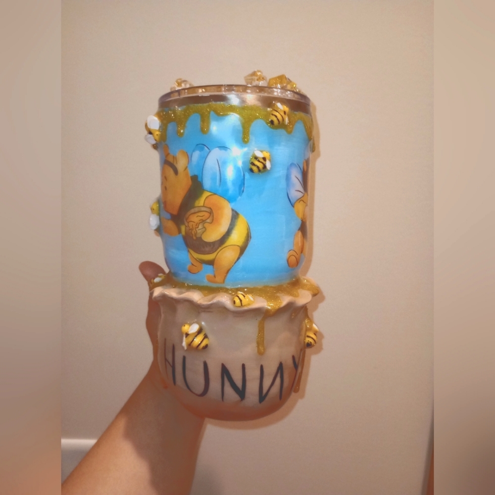 Winnie the Pooh 30oz 3d tumbler! - Picture 3 of 6